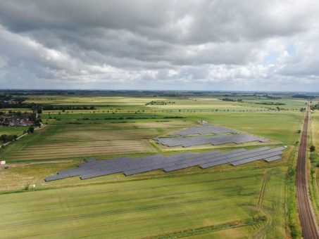 EGIS EG nimmt Solarpark mit Batteriespeicher in Schleswig-Holstein in Betrieb