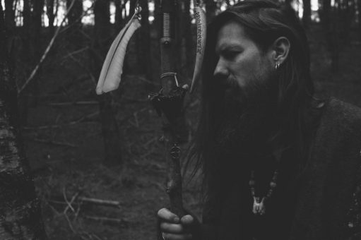 Der gefeierte nordische Dark-Folk-Künstler SOWULO veröffentlicht sein neues Studioalbum „Wurdiz“ am 09.09. über By Norse Music – erstes Video online