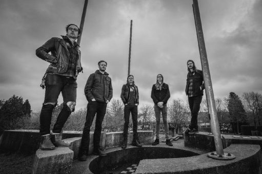 DEAD QUIET veröffentlichen das neue Video ‚Of Sound And Fury‘