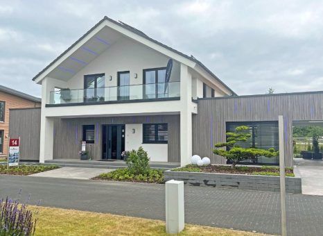 Schwabenhaus eröffnet neues Musterhaus in der FertighausWelt Hannover