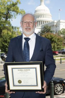 Global Humane ehrt Theo Pagel in Washington für Artenschutz- Engagement