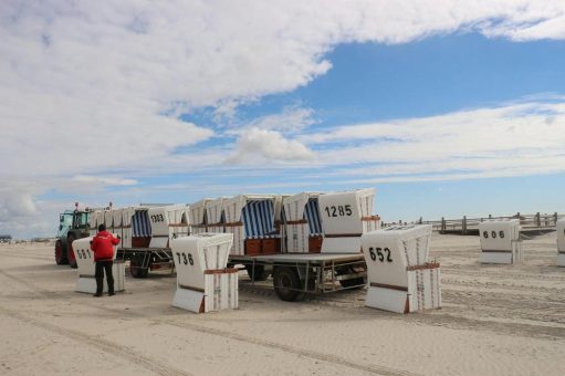 In St. Peter-Ording kommen Strandkörbe unter den Hammer