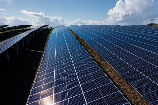 Photovoltaik-Park in Kraiburg entsteht: Baggern für die Energiewende