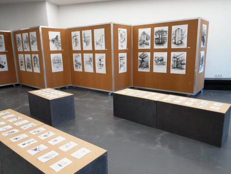 Zeichnen mit Kohle: Ausstellung an der HSB