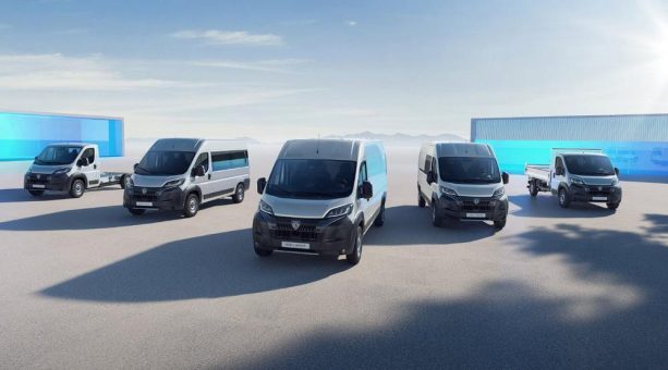 Die neuen PEUGEOT Elektro-Transporter: PEUGEOT E-Partner(1), PEUGEOT E-Expert(1) und PEUGEOT E-Boxer(1)