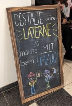 Traditioneller Laternenumzug am 10. November 2023 – St. Martin am Wutzky mit Blechblaskapelle „House of Bones“ und selbstgebastelten Laternen