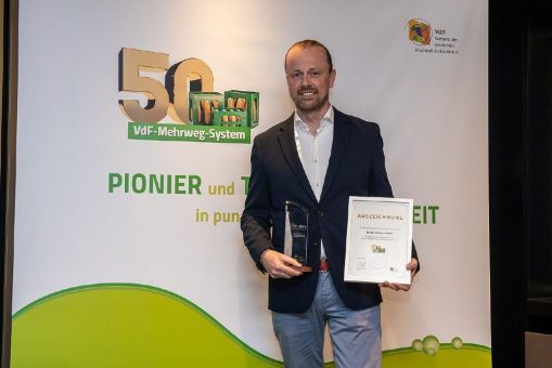 Fruchtsaft in Glasflaschen – 50 Jahre Kreislauf-Wirtschaft