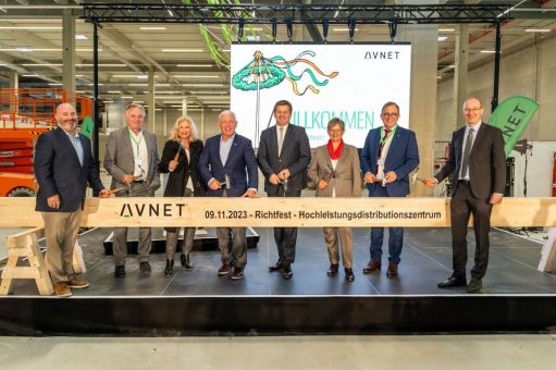 Avnet feiert Richtfest für sein Hochleistungs-distributionszentrum in Bernburg (Saale)