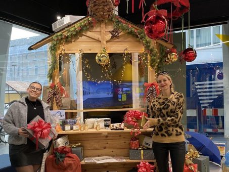 Badische Geschenkideen für Weihnachten in der Tourist-Information Karlsruhe