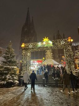 Die ersten eineinhalb Wochen auf dem Weihnachtsmarkt am Kölner Dom