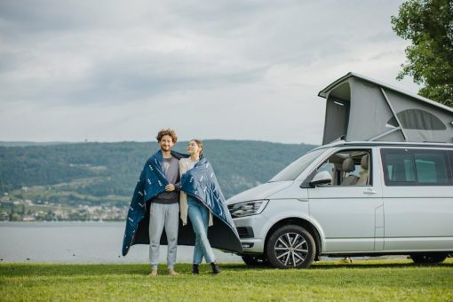 lodgyslife Gruppe übernimmt AZUR Freizeit GmbH und baut Position im deutschsprachigen Campingmarkt substanziell aus