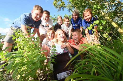 Auch 2024 lernen Schulklassen die Natur im Park der Gärten kennen