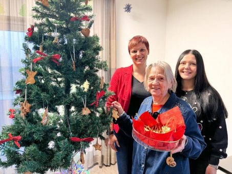 Essbare Weihnachtsdeko für Senioren im Memory Zentrum