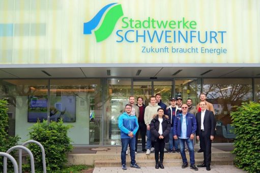 Exkursion in den Maschinenraum der Energiewende: Studierende der THWS besuchen die Stadtwerke Schweinfurt