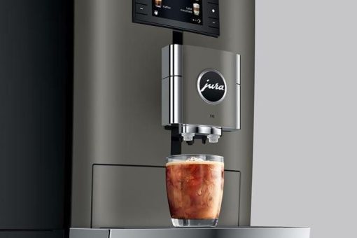 JURA X10 Dark Inox entdeckt die Kaffee-Welt!