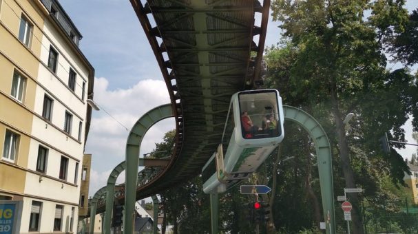 mycon GmbH führt erstmals Reinigung von Drehgestellen der Wuppertaler Schwebebahn aus