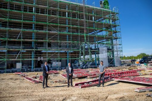 Abschluss der Rohbauarbeiten auf der Baramundi Baustelle