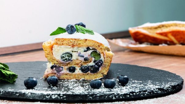 Ein ungewöhnliches Paar: Kartoffeln und Heidelbeeren überraschen als saftiger Kuchen