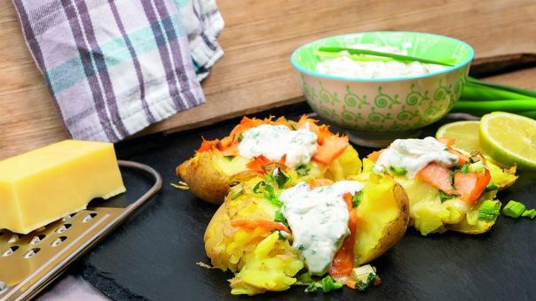 Mit Kartoffeln fit in den Sommer + Rezept für Quetschkartoffeln mit Lachs