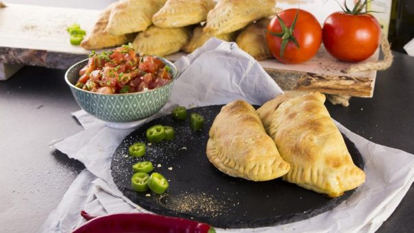 Urlaub auf dem Teller: Spanische Empanadas mit Kartoffelfüllung