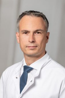 Professor Dr. Sandro Krieg ist neuer Ärztlicher Direktor der Neurochirurgischen Klinik am Universitätsklinikum Heidelberg