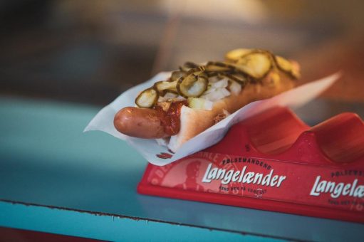 Der dänische Hotdog wird 100