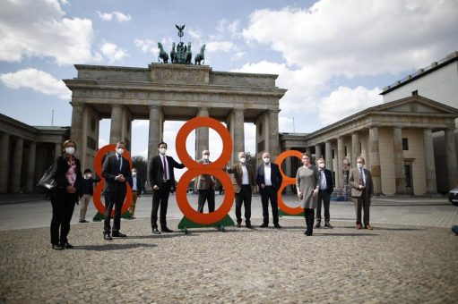 AGDW: Aktion vor dem Brandenburger Tor