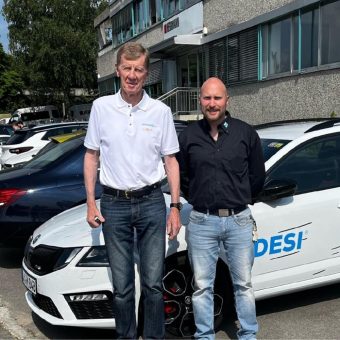 Eine Legende gibt sich die Ehre – Walter Röhrl zu Besuch bei Herrmann AG