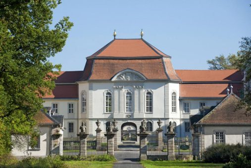 Fürstliches Gartenfest trifft auf FEINWERK: Auf Schloss Fasanerie lädt Prinz von Hessen zur letzten Open-Air-Veranstaltung in diesem Jahr