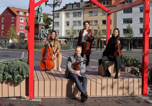 Musikalische „Dicke-Pötte“ Touren auf der MS „Geestemünde“