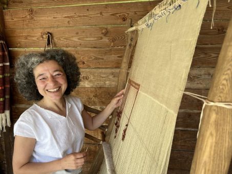 „ Binsen, Bast und Brennesseln“ – Steinzeitliches Handwerk in den Pfahlbauten Unteruhldingen am Bodensee vom 24. bis 29. Mai