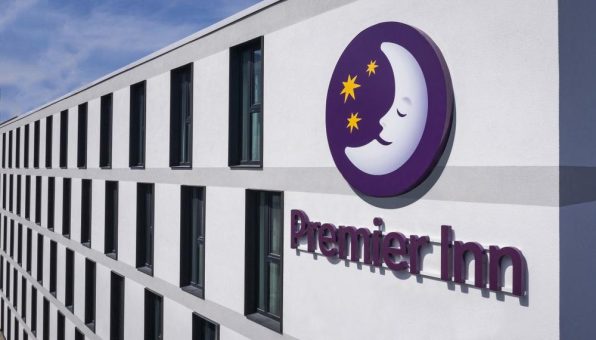 Hotelkonzern Whitbread übertrifft bei Halbjahresbilanz für das Geschäftsjahr 2021/22 die Erwartungen – Positiver Ausblick für Premier Inn-Expansion in Deutschland