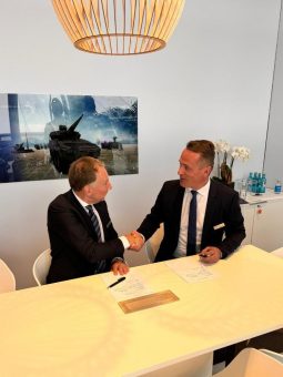 ILA 2024: Rheinmetall und MBDA unterzeichnen Vereinbarung zur Integration der Small Anti Drone Missile (SADM) in den Skyranger 30 und in weitere militärische Plattformen