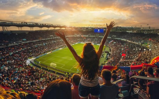 EM-Fieber? Mit diesen Versicherungen bleiben Fußballfans am Ball