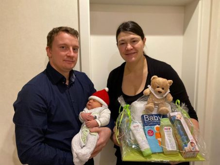 Weihnachtsbaby am Carl-Thiem-Klinikum – Till Jonathan kommt am 24. Dezember 2020 zur Welt