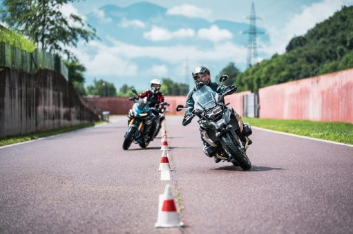 Riding Experience Südtirol: Offizielle Partnerschaft mit BMW Motorrad und neues BMW Motorrad Test-Center Südtirol