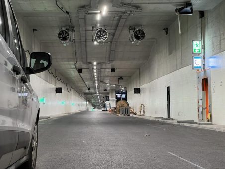 Lüftertests im Kriegsstraßen-Autotunnel