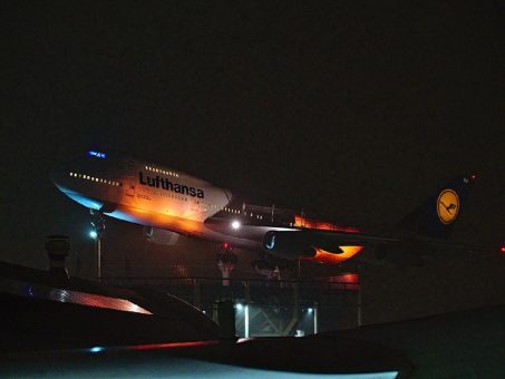 Die Technik Museen Sinsheim Speyer unterstützen „Orange the World“