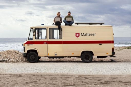 Fotografie-Ausstellung: Mit dem Oldtimer um die halbe Welt