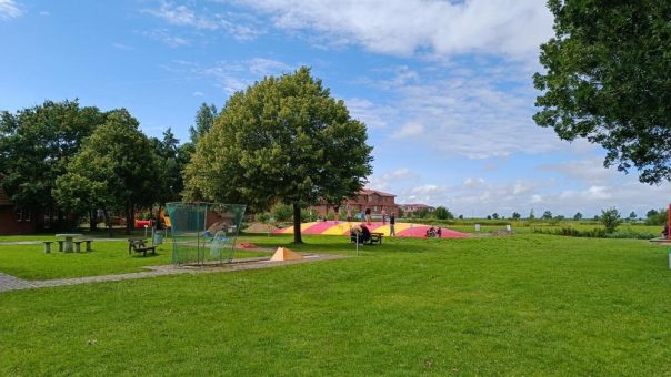 Großes Kinderfest auf dem Abenteuerspielplatz in Greetsiel am Samstag, dem  4. August 2024 von 11 – 17 Uhr