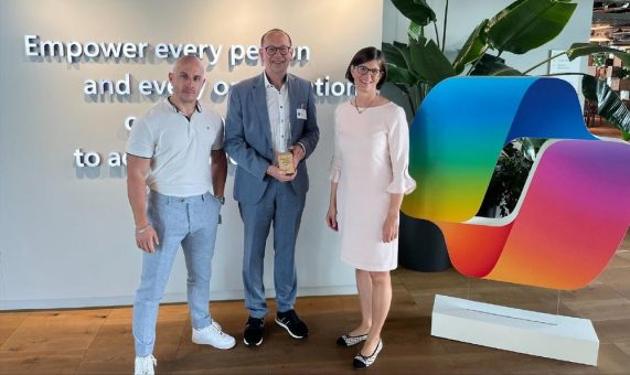 BitHawk AG gewinnt den Microsoft Modern Work Award for Switzerland 2024