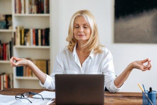 Hightech-Brille und Augen-Yoga: Entspannte Aussichten für den Herbst