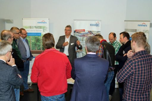 Seminar zum Kleben auf lackiertem Holz