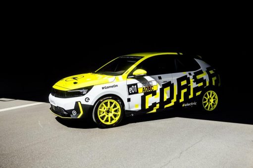 Opel präsentiert außergewöhnlichen Corsa Rally Electric im „Gamescom-Look“