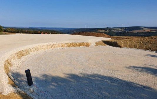 ABO Wind kombiniert Wind und Solar im Energiepark Gielert