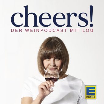 EDEKA startet Weinpodcast mit neuer Weinexpertin Louisa Maria Schmidt