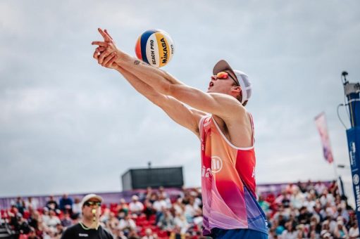 Beachvolleyball und Bachelor: Wie Philipp Huster Psychologiestudium und Profisport vereint