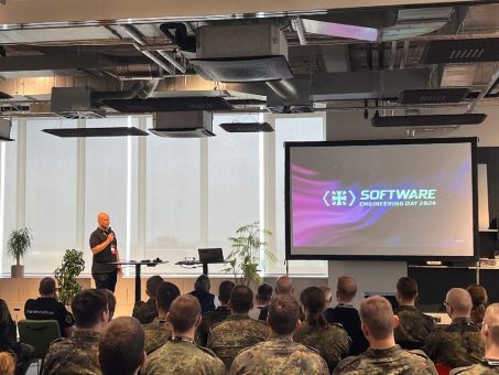 Bundeswehr Software Engineering Day vernetzt Software-Entwickler