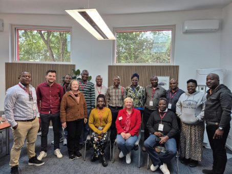 Internationaler Ausstausch mit einem Klimaziel: Ostafrikanische Delegation zu Gast bei iKratos in Weißenohe