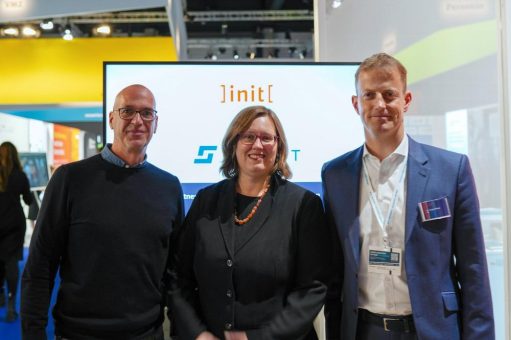 ]init[ und STACKIT schließen Partnerschaft für datensouveräne Cloud-Plattformen in der öffentlichen Verwaltung